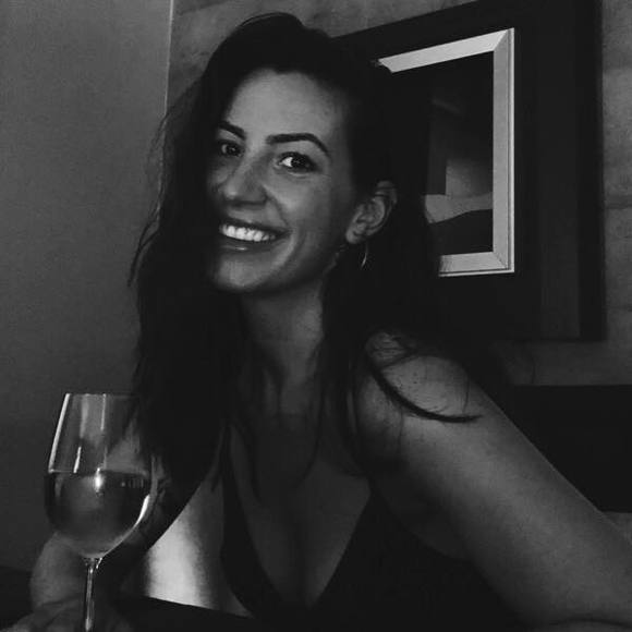 Meet your Posher, Roxan - Picture 1 of 1